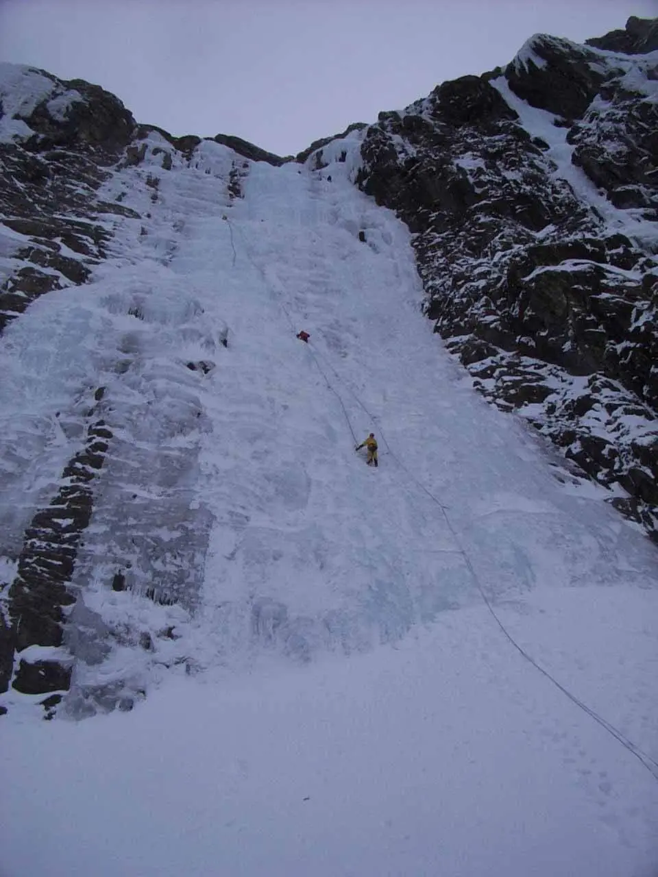 Cascade glace-Gavarnie cirque